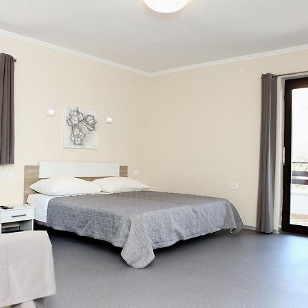 Spacious Izola Apartment Sl Ngoại thất bức ảnh