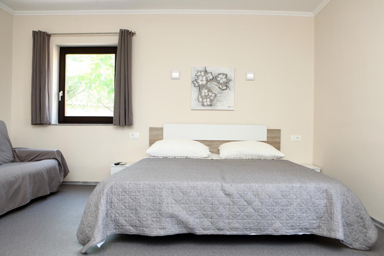 Spacious Izola Apartment Sl Ngoại thất bức ảnh