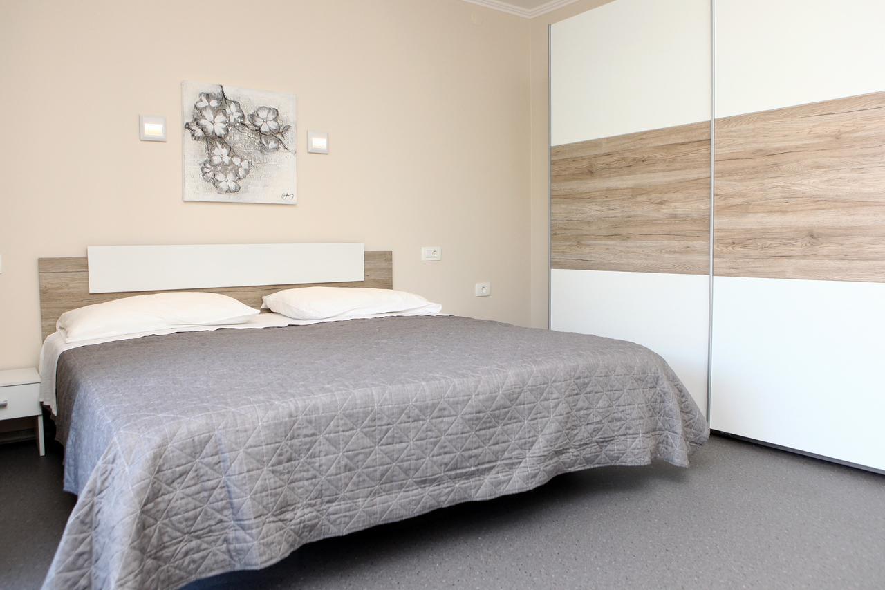 Spacious Izola Apartment Sl Ngoại thất bức ảnh