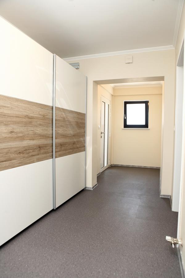 Spacious Izola Apartment Sl Ngoại thất bức ảnh